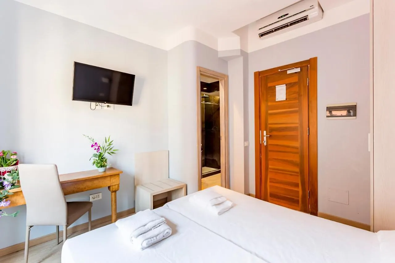 Flavia Suite Rome